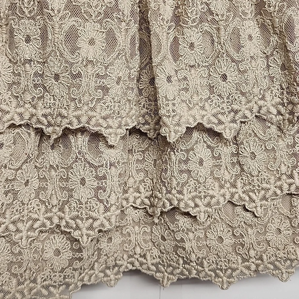 Garnet Hill Lace Tiered Beautiful Mini Skirt-Beige Sz2 Made In India 100% Cotton